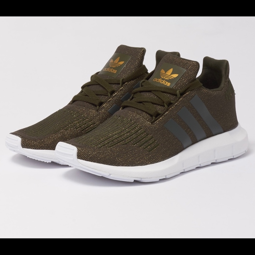 Adidas Swift Run